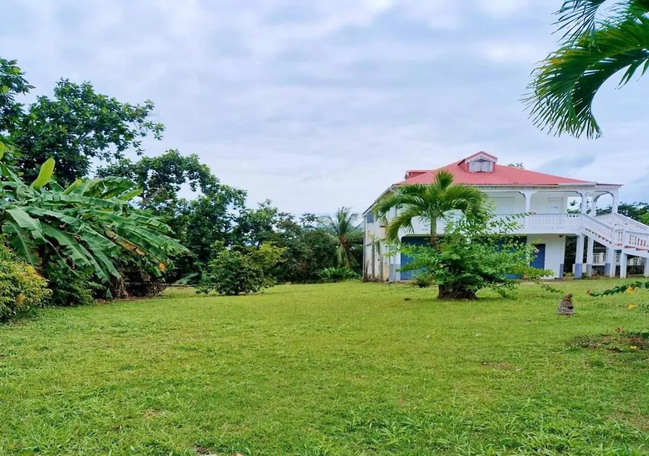 Kaz'Bongo - Maison Pour 6 En Pleine Nature Capesterre-Belle-Eau 0*,  Guadeloupe